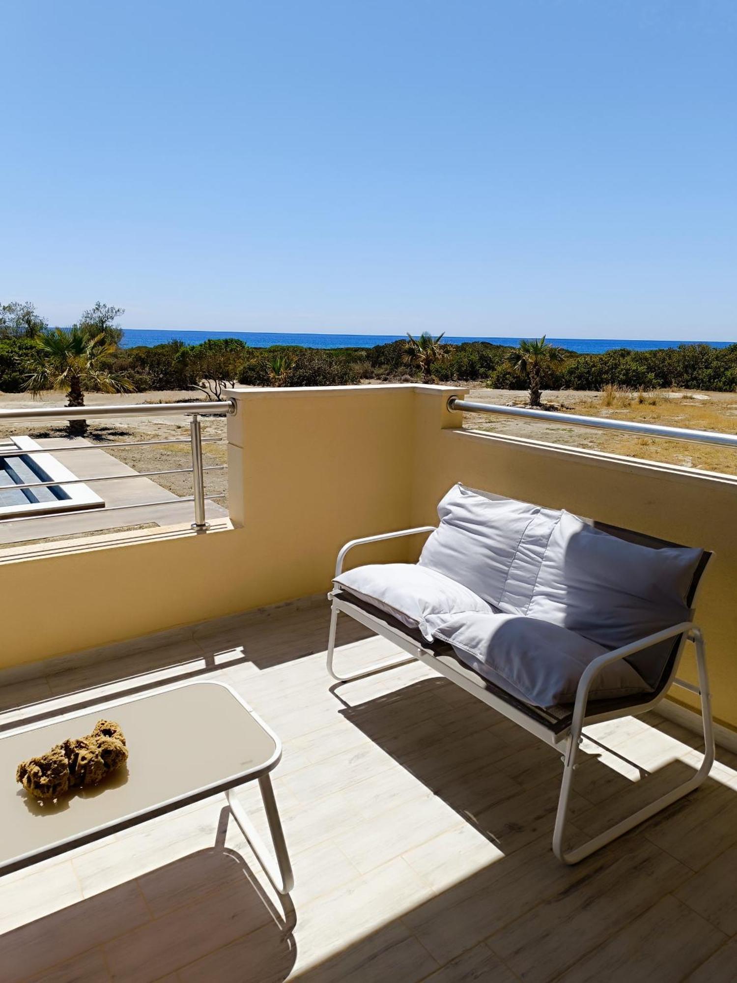 Milolithos Paleochora Apartment Exterior photo